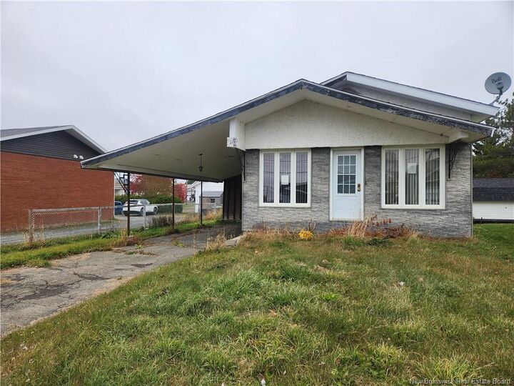 Property Photo: 32 Rue Pelletier NB E8A 1Y1