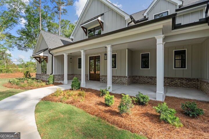 Property Photo:  135 Martin Cemetery Road  GA 30117 