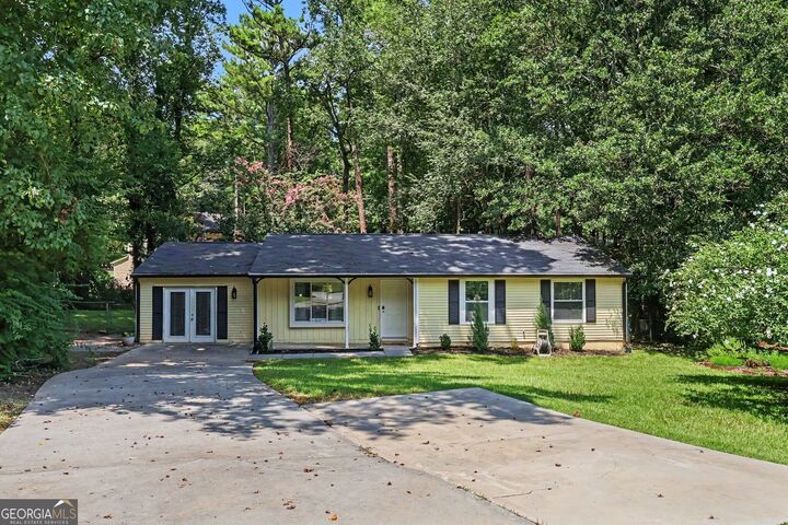 Property Photo: 3286 Tasman Court GA 30038