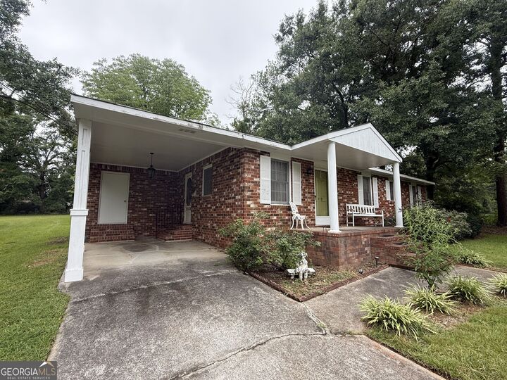 Property Photo: 919 Aelise Street GA 30824