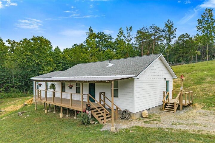 Property Photo: 611 Clear Creek Road TN 37332
