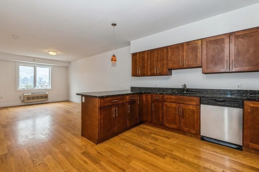 Property Photo:  125 43rd St 602  NJ 07087 