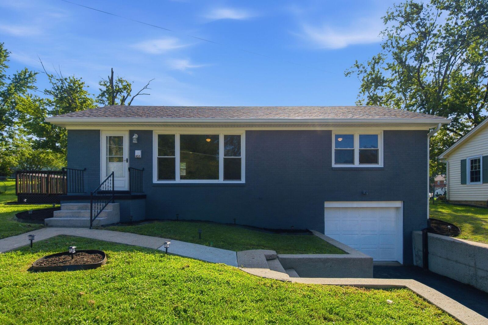 Property Photo:  653 Valley Drive  KY 40330 