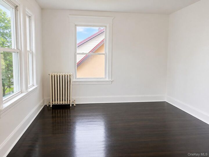 Property Photo: 640 S 6th Avenue NY 10550