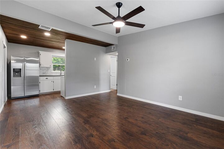 Property Photo: 460 E 3rd Street FL 32766