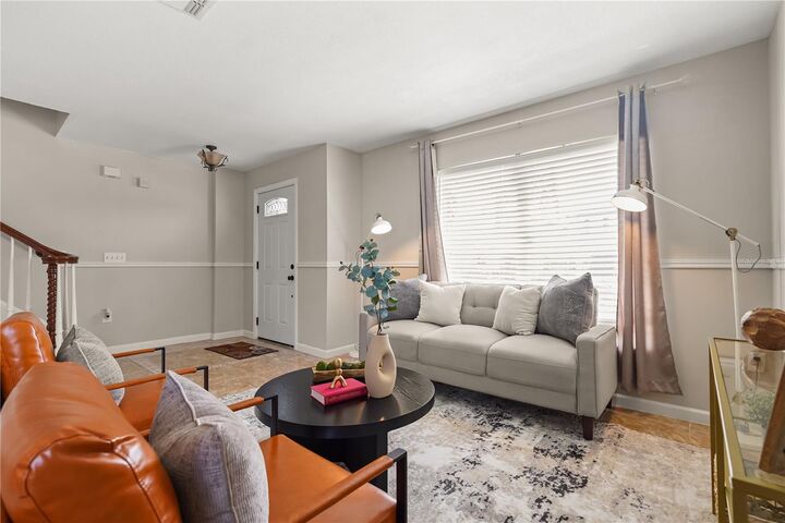 Property Photo: 3125 Holland Drive FL 32825