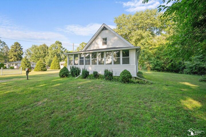 Property Photo:  12202 Harris Street  MI 48117-9501 