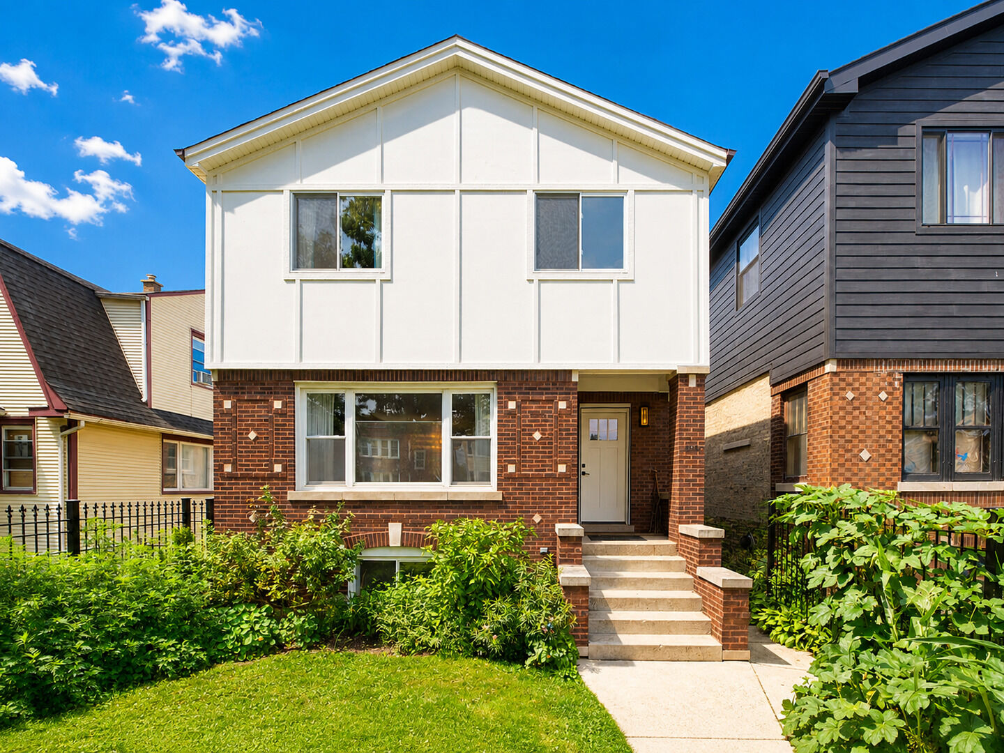 Property Photo: 2128 N Lawler Avenue IL 60639