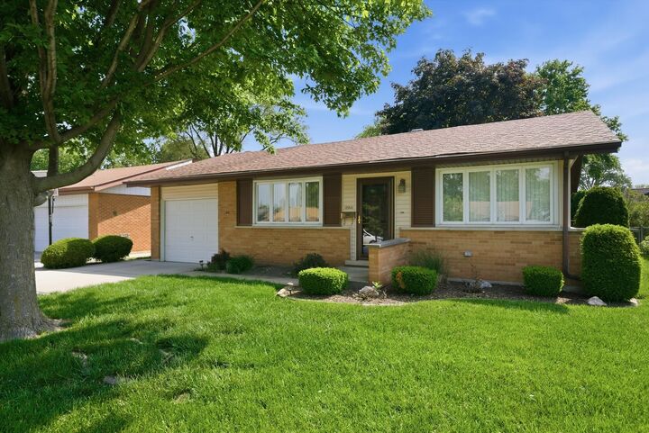 Property Photo: 12841 Terrace Lane IL 60418