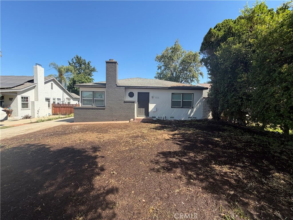 Property Photo:  917 Campus Avenue  CA 92374 