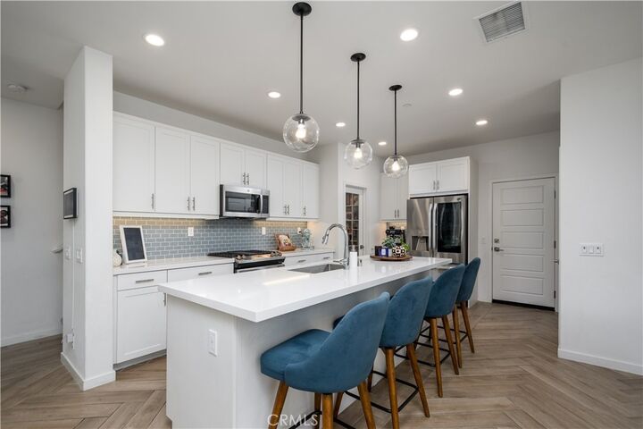 Property Photo:  500 S Motif  CA 92805 