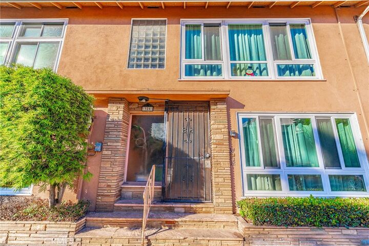 Property Photo: 325 Cedar 1 CA 90802