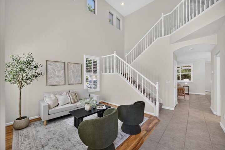 Property Photo: 5 Nathan Court CA 95835