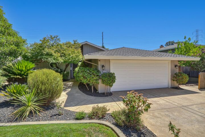 Property Photo: 344 Diamond Oaks Road CA 95678