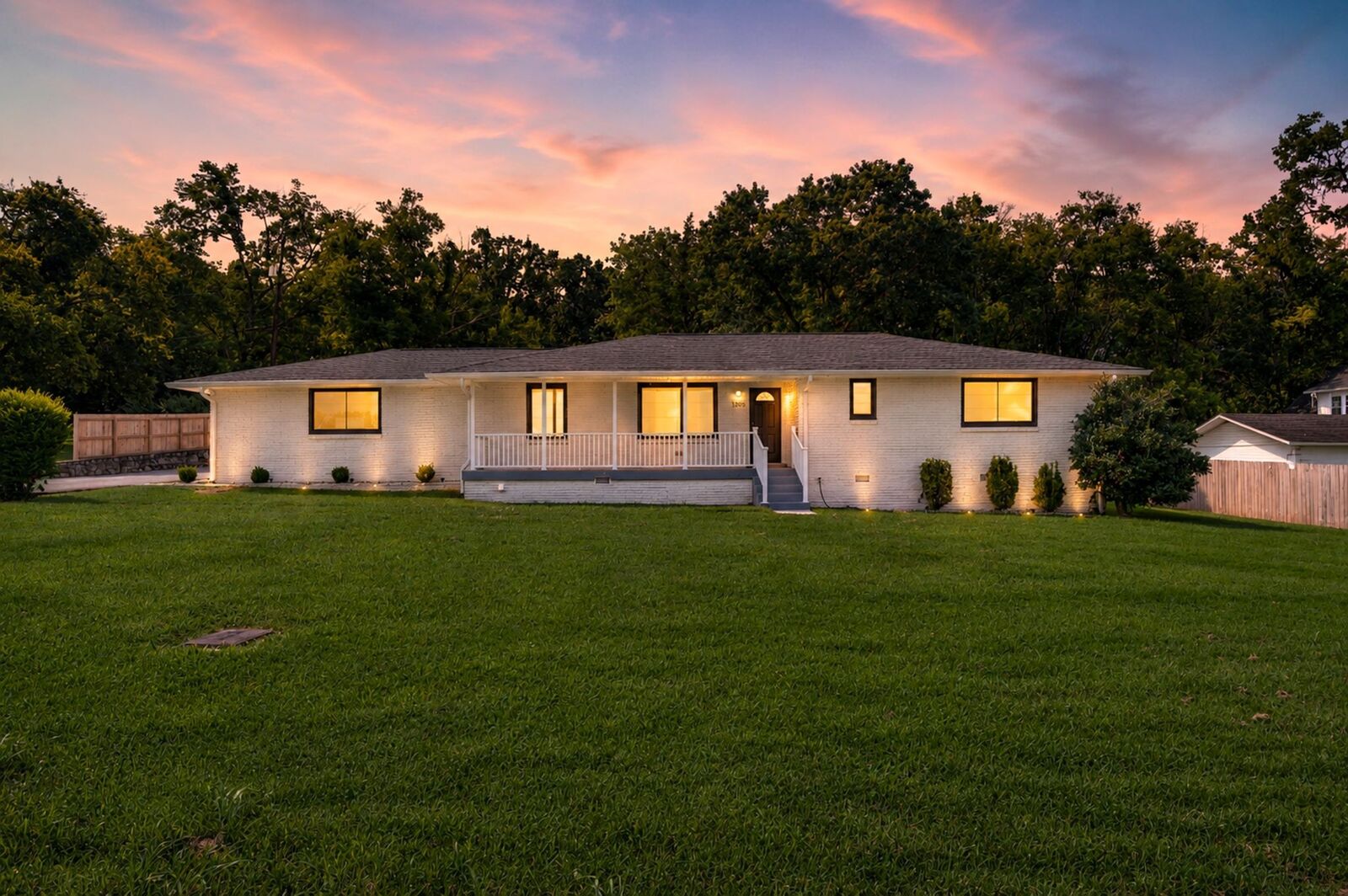 Property Photo: 1205 Saint Marys Ln TN 37218