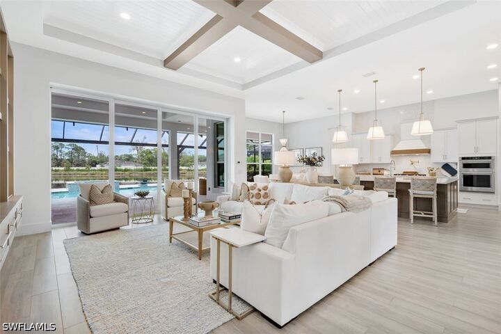 Property Photo:  8904 Nevis Way  FL 34112 
