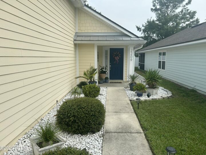 Property Photo:  2209 Sand Dune Court  FL 32233 
