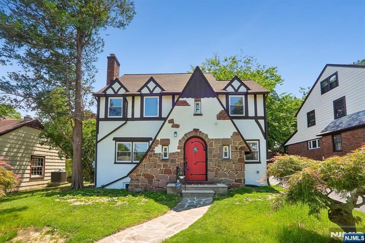 Property Photo: 6 Norfolk Avenue NJ 07040