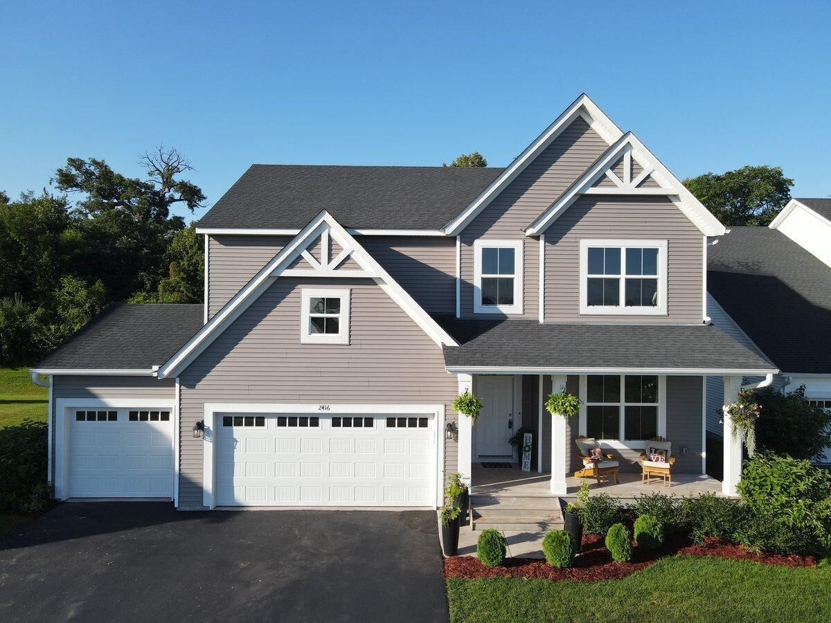 Property Photo: 2416 Greenbriar Lane MN 55313