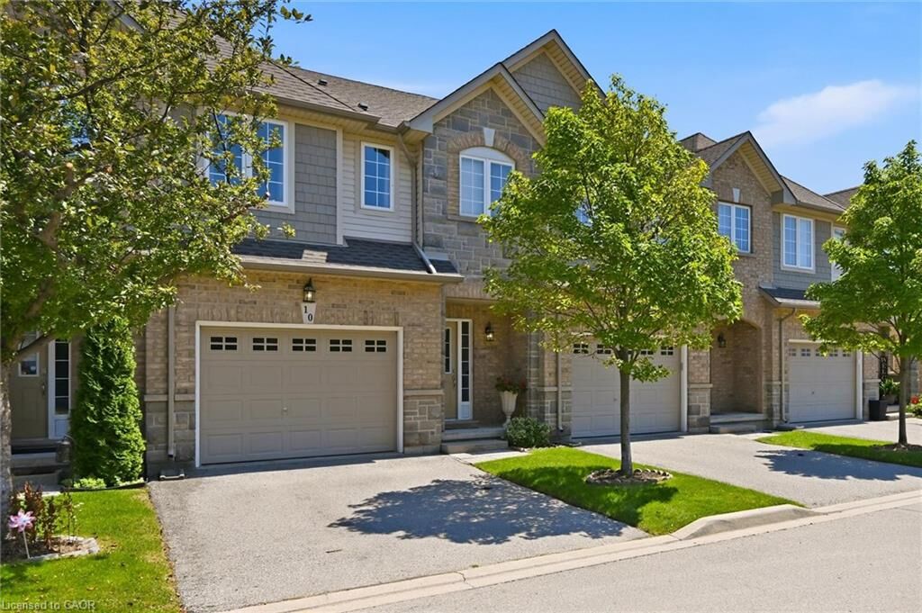 Property Photo:  40 Dartmouth Gate 10  ON L8E 0C4 