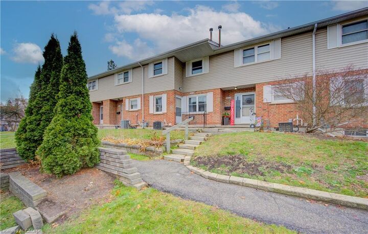 440 Pioneer Drive 3 — photo 1