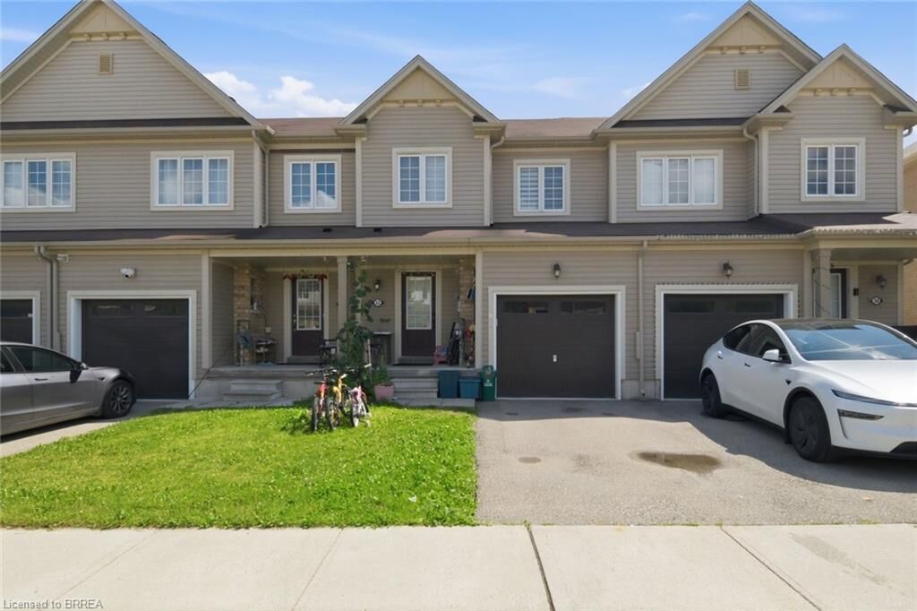 Property Photo:  32 Cole Crescent  ON N3T 0P4 