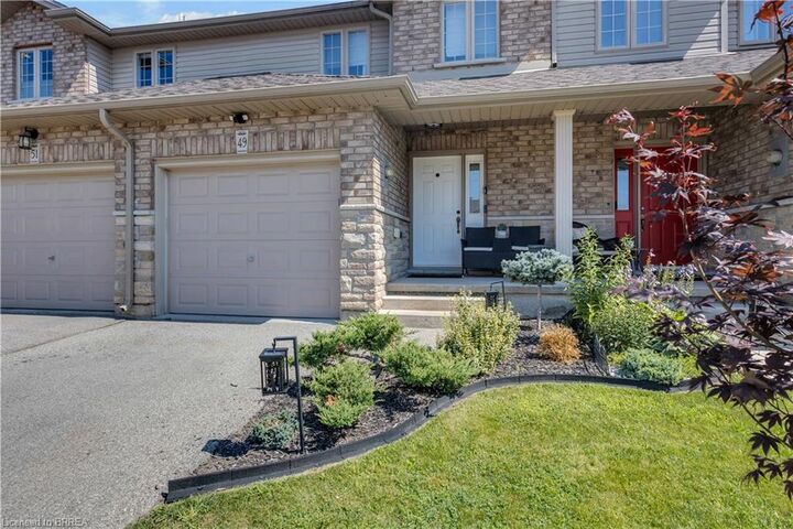 Property Photo: 49 Banks Street ON N3T 0H6