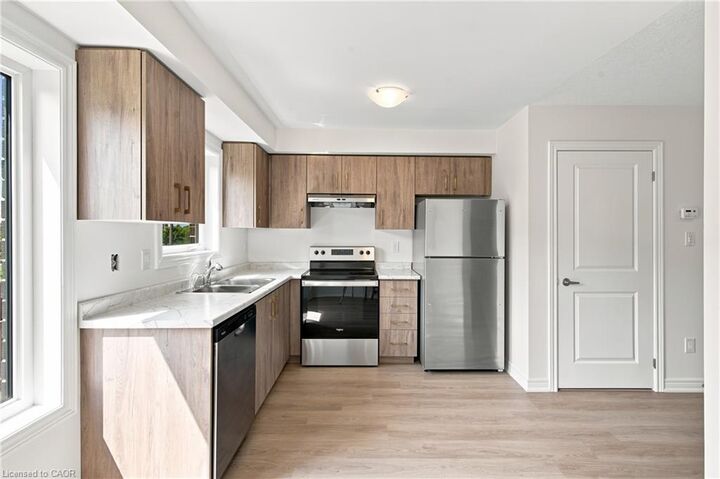 Property Photo: 19A Bingham Road ON L8H 0B5