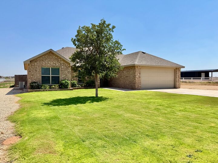 Property Photo: 13706 E County Rd 107 TX 79706
