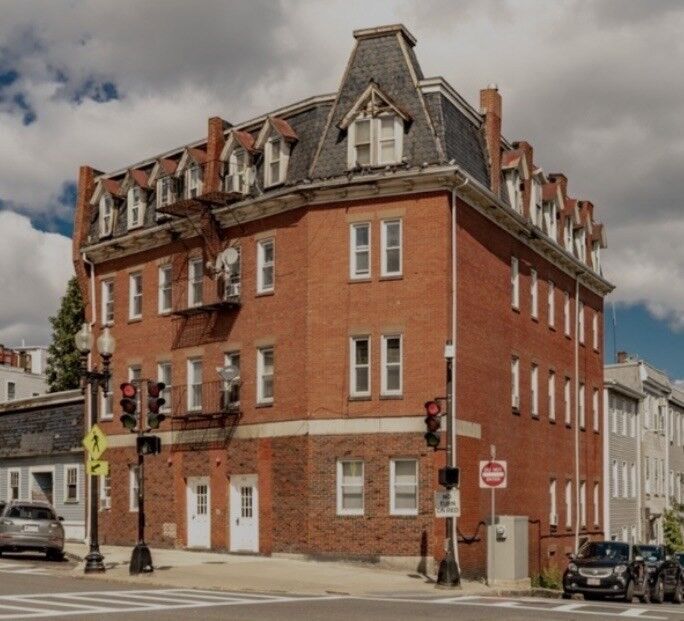 Property Photo:  132 Emerson St 33  MA 02127 
