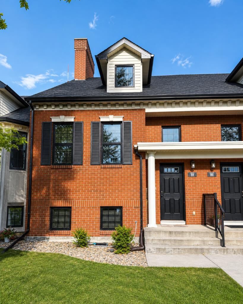 Property Photo:  89 Lynx Road N  AB T1H 6W9 
