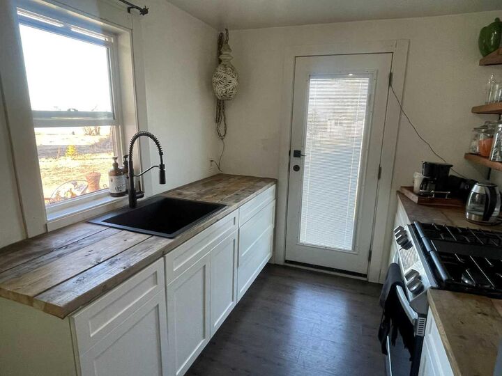 Property Photo:  10104 99 Street  AB T0H 2R0 