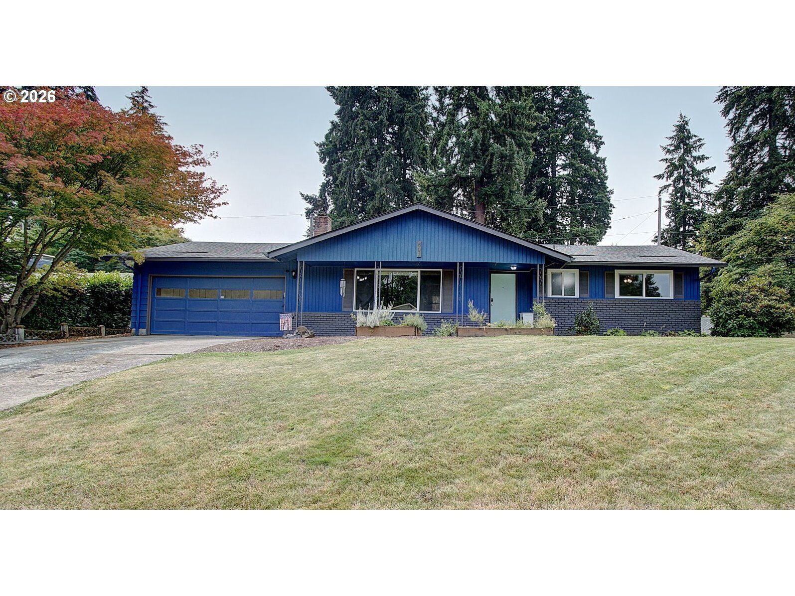 Property Photo:  601 NE 108th St  WA 98685 