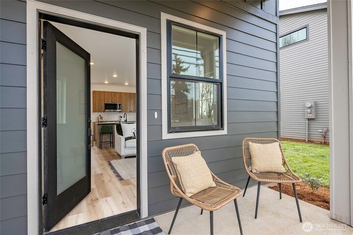 Property Photo:  214 E Grover Street  WA 98264 