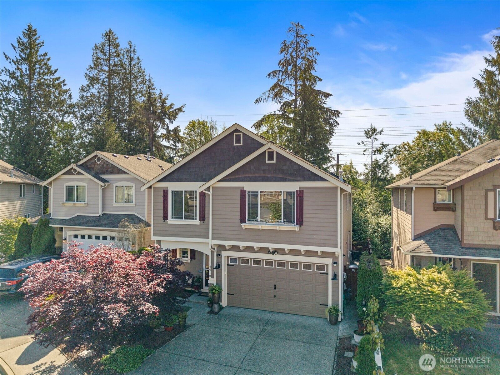 Property Photo:  4610  146th Place SE  WA 98012 
