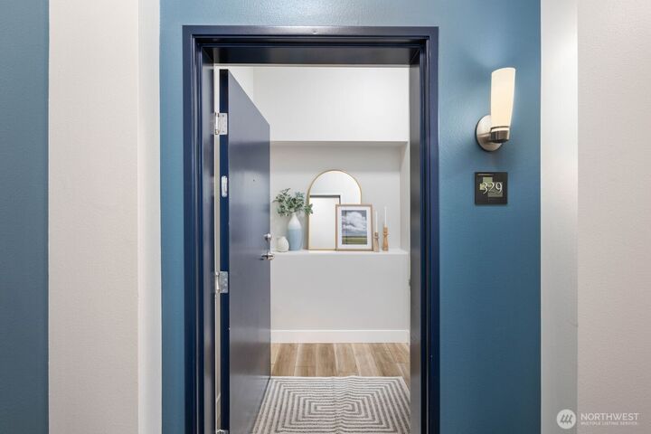 Property Photo:  375  Kirkland Avenue 329  WA 98033 
