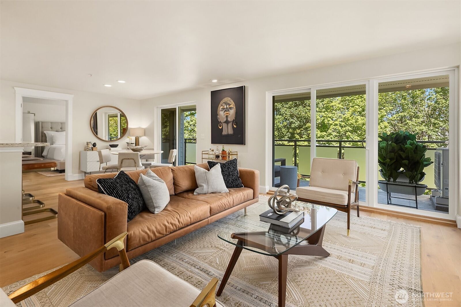 Property Photo: 2334 Thorndyke Avenue W 301 WA 98199
