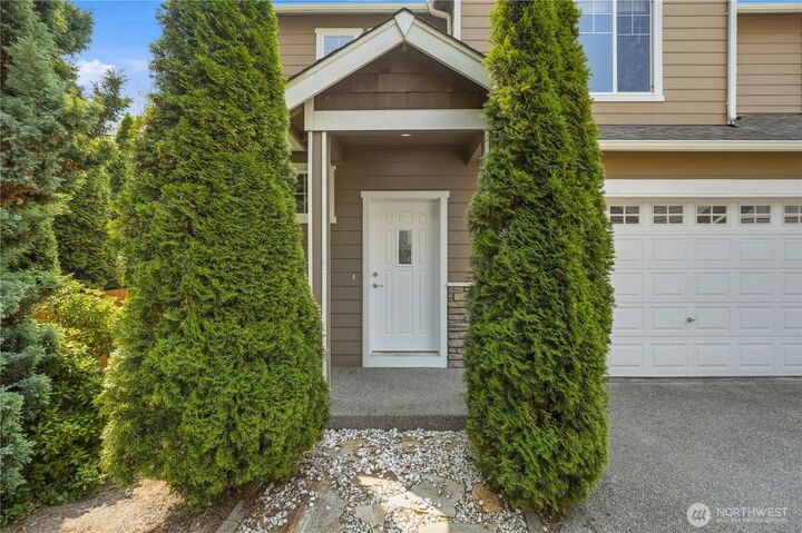 Property Photo: 17927 SE 27th Avenue WA 98012
