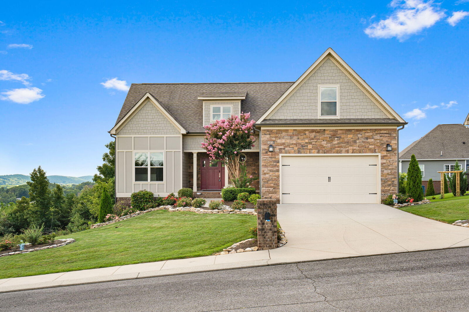 Property Photo: 2029 Pearl Drive SW TN 37311