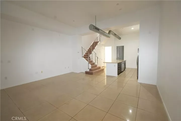 Property Photo: 133 The Promenade N. North 115 CA 90802
