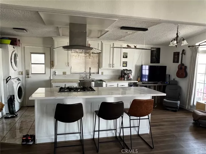 Property Photo: 4117 W McFadden 302 CA 92704