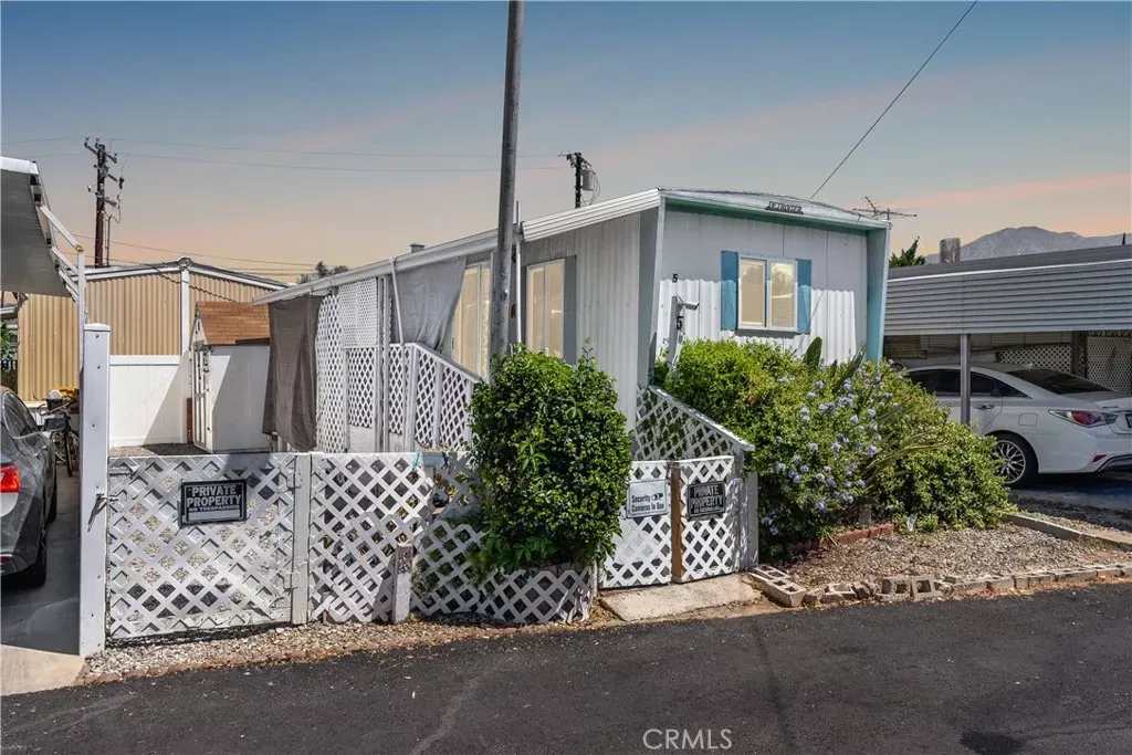 Property Photo: 13063 5th St #5 CA 92399