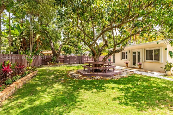 Property Photo: 8920 NE 9th Ct FL 33138