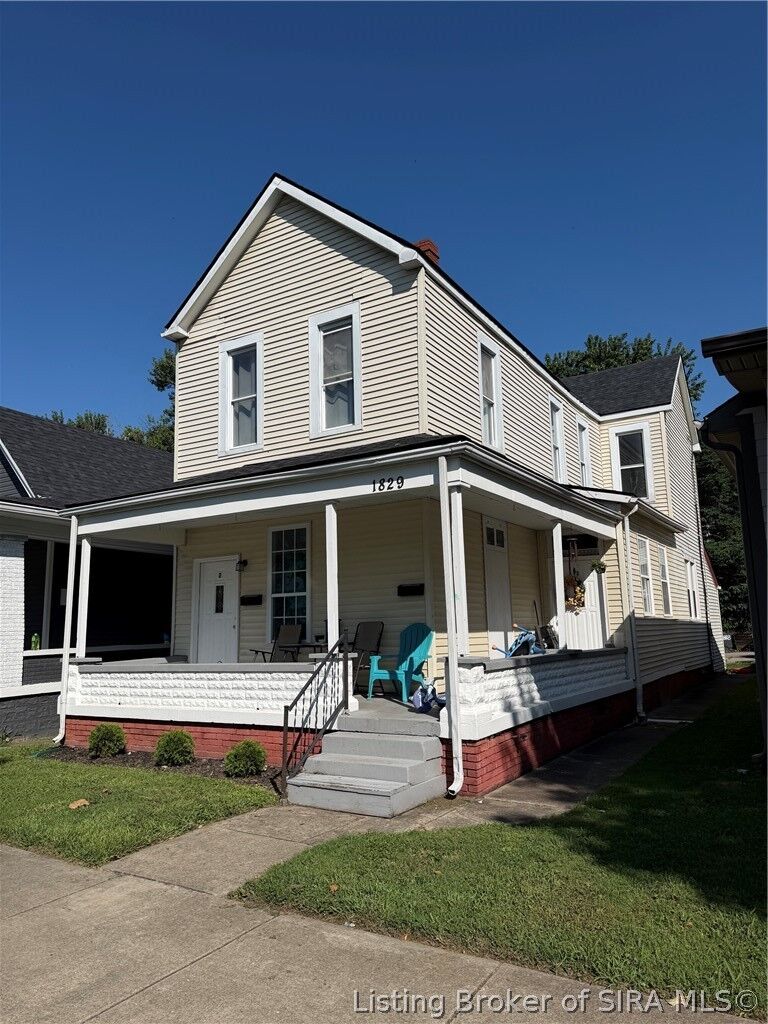 Property Photo:  1829 Culbertson Avenue  IN 47150 