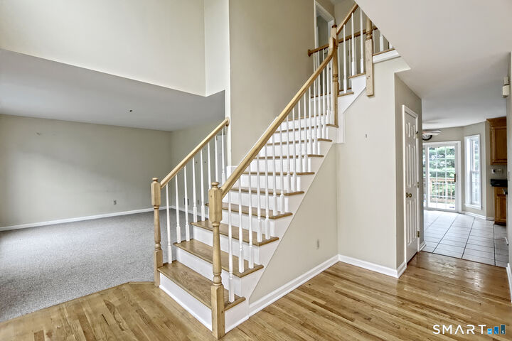 Property Photo:  29 Commodore Hull Drive  CT 06418 
