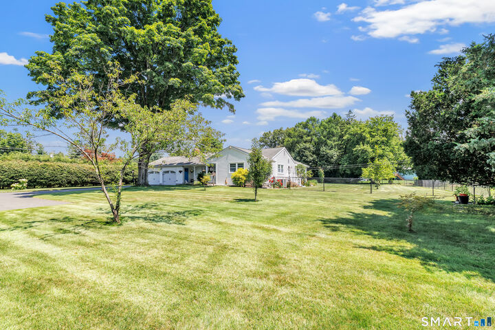 Property Photo:  80 Frost Street  CT 06479 