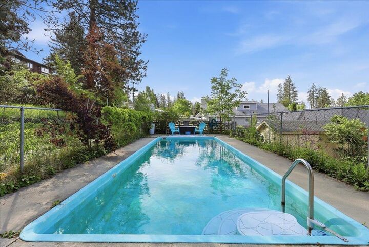 Property Photo: 5128 N Greenwood Blvd WA 99205
