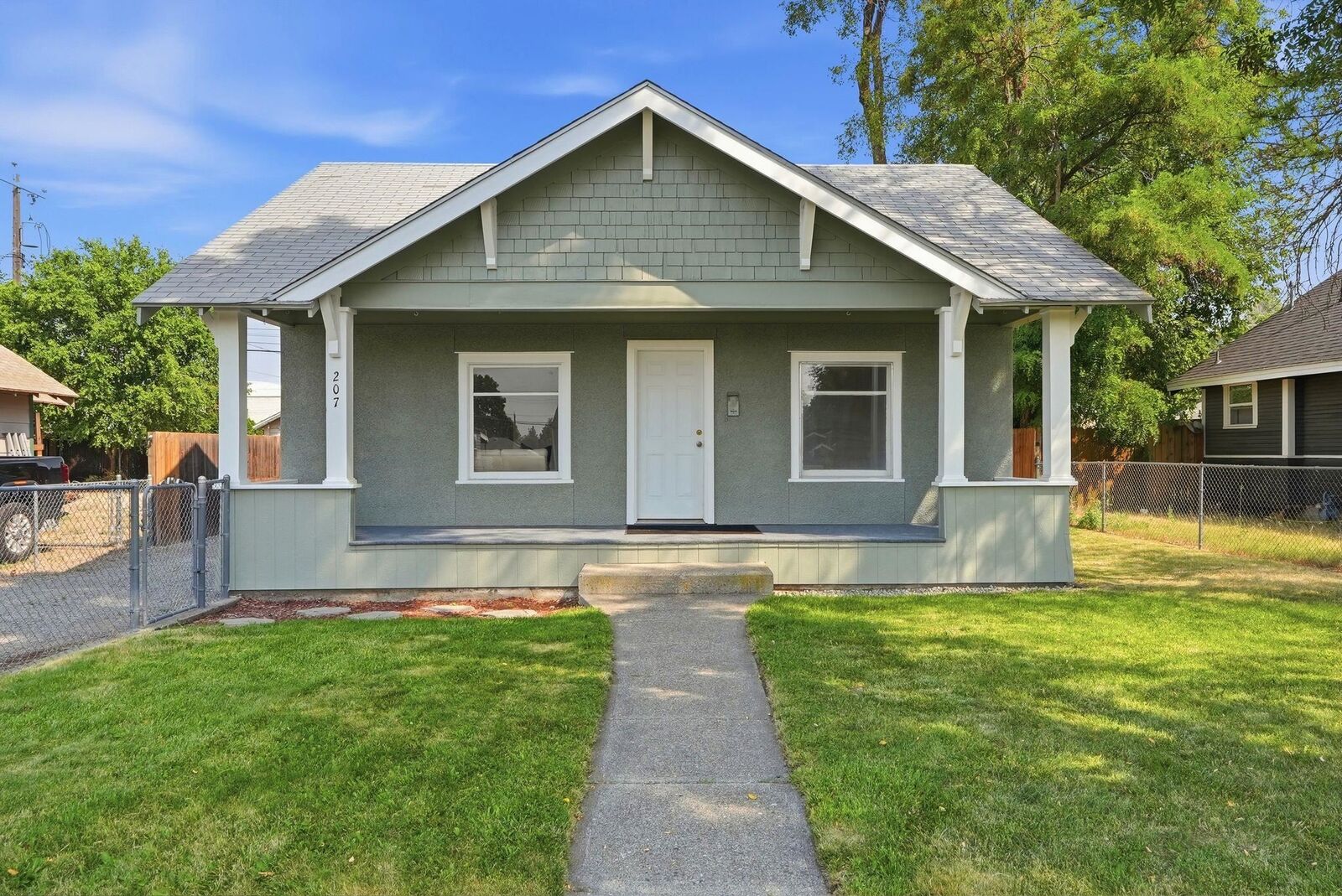 Property Photo: 207 E Princeton Ave WA 99107