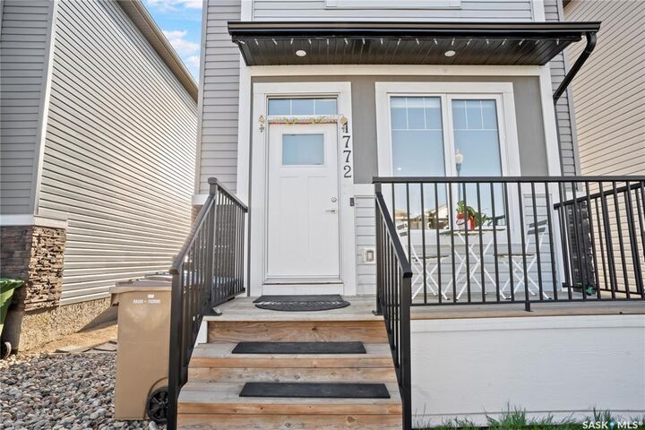 Property Photo: 1772 West Market Street SK S4Y 0G3