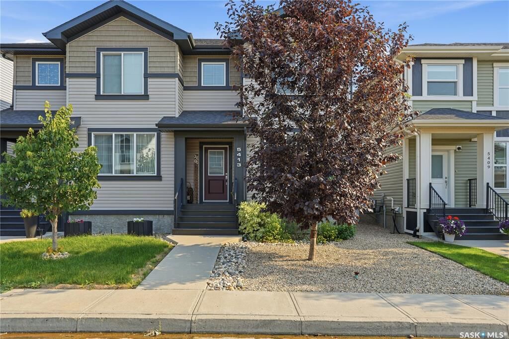 Property Photo:  5413 Green Silverberry Drive E  SK S4V 3M5 